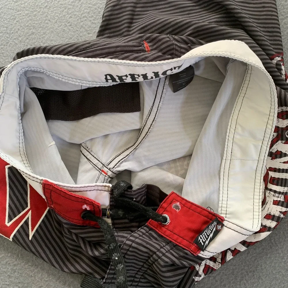 Affliction American Customs Board Shorts Mens 32 Black Red Graphic Swim Trunks